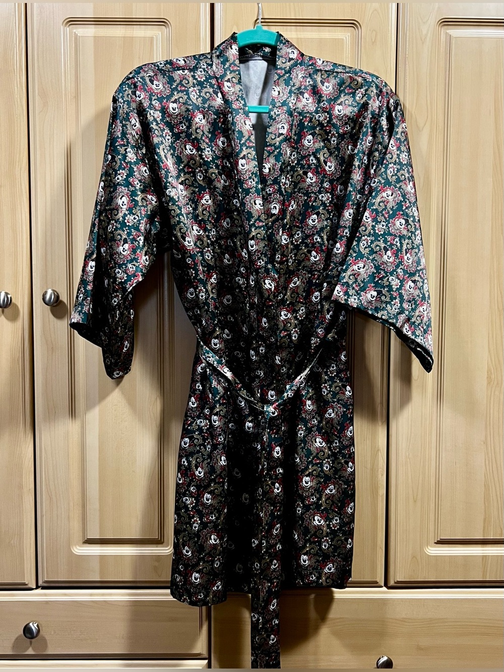 Disney Satin Kimono Robe w Hidden Mickeys! Dark Green w Red Paisley